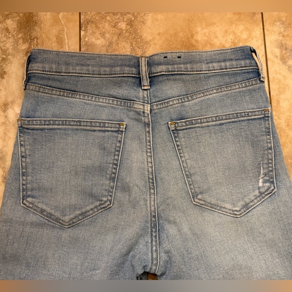 NWOT GAP High Rise Distressed Cigarette Jeans Secret Smoothing Pockets Womens 27 - Picture 8 of 14